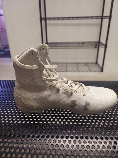 Used Unisex Size 7.0 (Women's 8.0) Under Armour Football Cleats