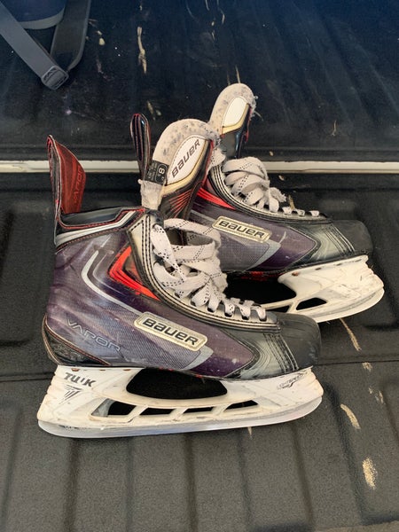 Used Bauer Extra Wide Width Size 8.5 Vapor APX2 Hockey Skates