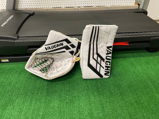 Vaughn v8 glove and blocker