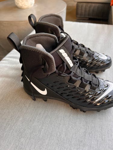 New Nike Force Cleats - Size 7.0