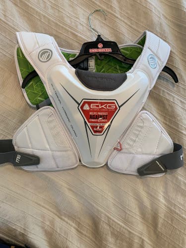 Maverik M5  EKG Speed Shoulder Pads