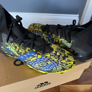 LIKE NEW adidas Wolverine Predator Freak .3 FG Soccer Cleats