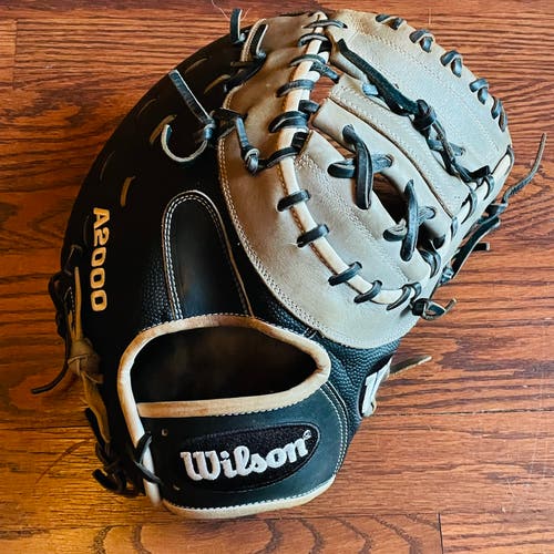 Wilson A2000 1617 - 12.5" Baseball First Base Mitt