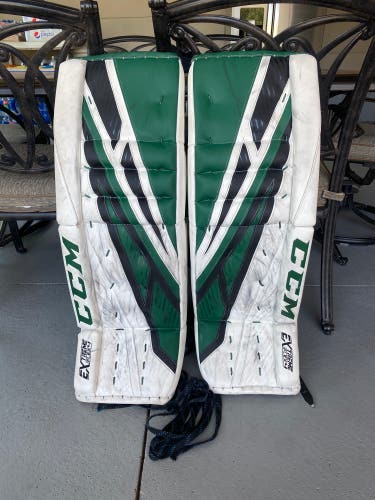 34" CCM Pro Stock Extreme Flex 4 Goalie Leg Pads