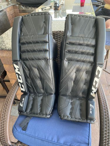 26" Regular Extreme Flex 4 Goalie Leg Pads