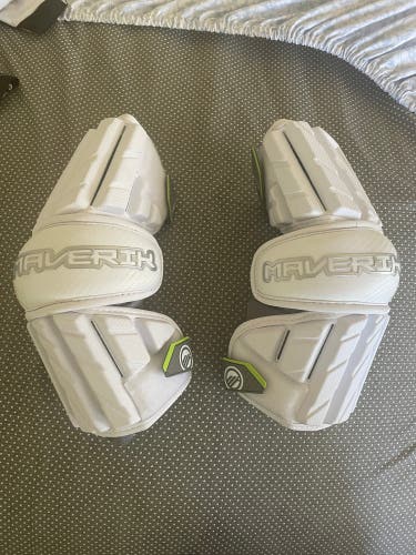 Maverik Elbow Pads