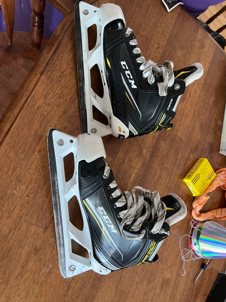 Used CCM Tacks 9080 Hockey Goalie Skates Regular Width Size 6