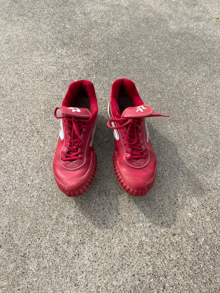 Ringor softball cleats