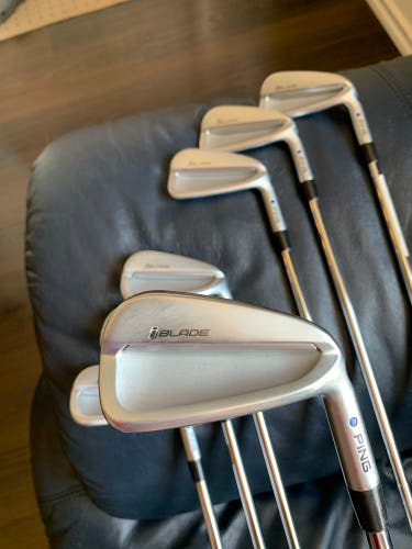 PING iBlade 4-PW Blue Dot Stiff Shaft Iron Set
