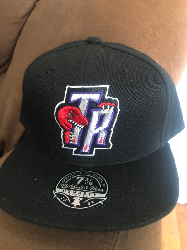 Mitchell & Ness Dropback Solid Redline ZD Cap (toronto raptors