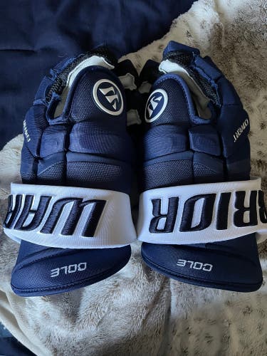 New Colorado Avalanche Warrior 14" Pro Stock Covert QRL Pro Gloves