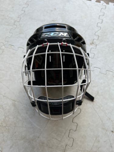 Used Large CCM Fitlite 3DS Helmet