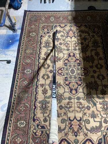 Senior Left Hand Mid Pattern Pro Stock JetSpeed Hockey Stick