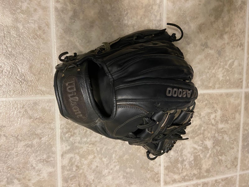 Wilson A2000 11.75inch