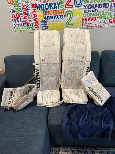 33"+2” Velocity V6 Goalie Full Set