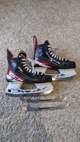 Senior Used CCM JetSpeed FT485 Hockey Skates Regular Width Size 8.5