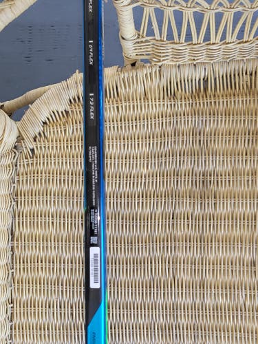 New Junior Bauer Right Handed Nexus Geo Hockey Stick P92 Pro Stock