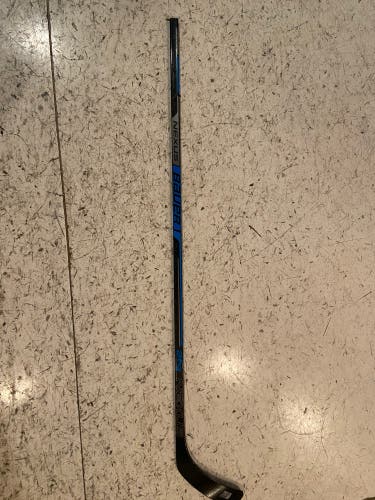 Senior Right Handed P92 Nexus 2N Pro Hockey Stick