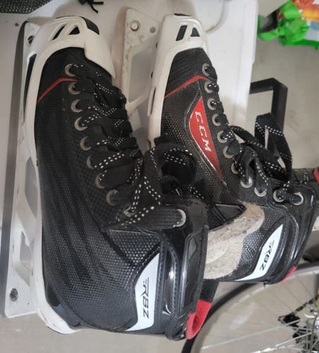 Senior Used CCM RBZ 80 Hockey Goalie Skates Regular Width Size 8.5
