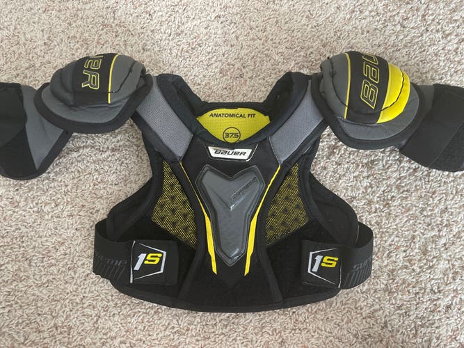 Youth Large Bauer Supreme 1S Shoulder Pads