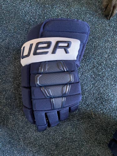 Bauer 15" Pro Stock Nexus 2N Gloves