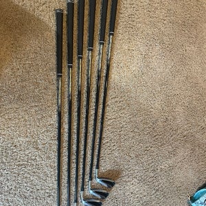 Men's Right Handed Stiff Flex 8 Pieces F-Max Iron Set With Driver And 3-Wood And Bag