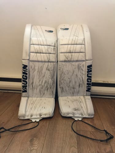 33+2 Vaughn V9 Pro Goalie Leg Pads