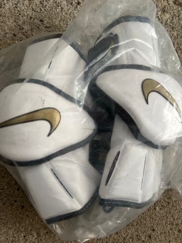 New Large Nike Vapor Elite Arm Pads Syracuse Mens Lacrosse Team Issued (gold swoosh)