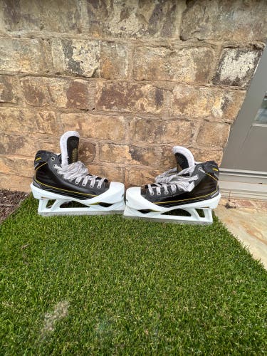 New Bauer Regular Width Size 6.5 Total One NXG Hockey Goalie Skates