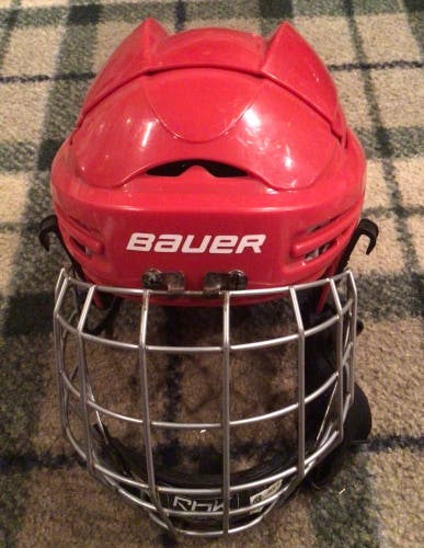 Bauer red hockey helmet small