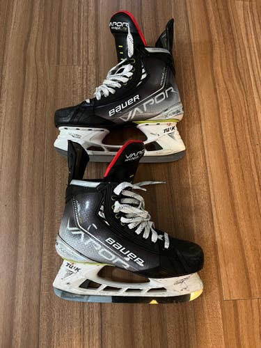 Senior Used Bauer Vapor Hyperlite Hockey Skates Size 7.5