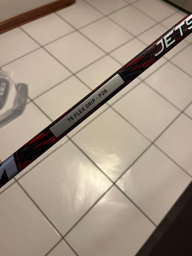 Senior Right Handed P28  JetSpeed FT5 Pro Hockey Stick