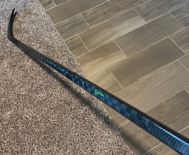 CCM RibCor Trigger 6 Pro Hockey Stick, LH, P92, 85 Flex, Pro Stock