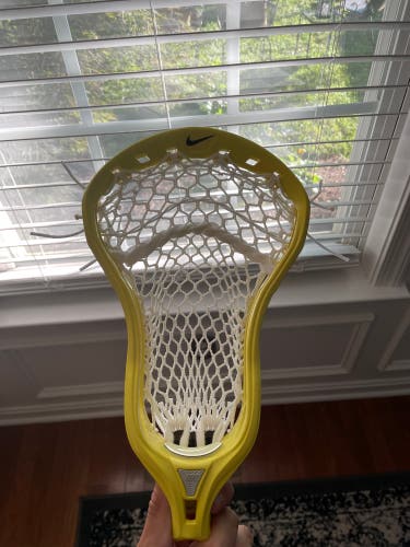 New Attack & Midfield Strung Lakota 2 Head