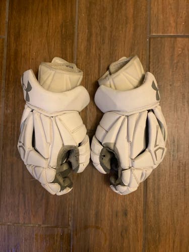 Used Under Armour 13" Command Pro 2 Lacrosse Gloves