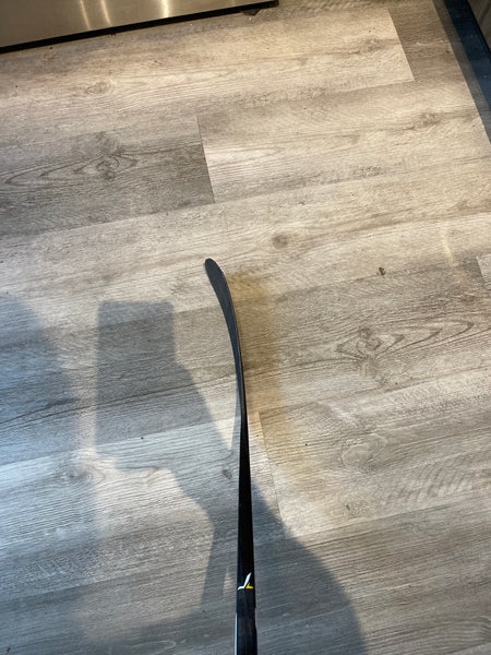 Senior Right Handed Pro Stock RibCor Trigger 4 Pro Hockey Stick