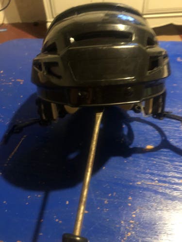 Used Medium CCM Pro Stock Vector V08 Helmet