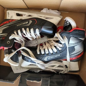 Used Bauer Vapor X2.7 Hockey Goalie Skates Regular Width Size 6
