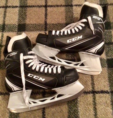 New CCM Size 9 Tacks 9040 Hockey Skates