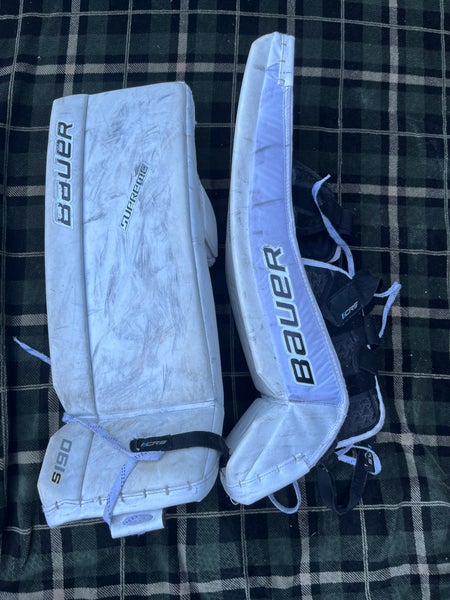 Bauer s190 goalie leg pads intermediate small white