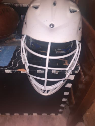 Player's Warrior Evo Helmet