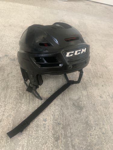 Used Medium CCM Tacks 710 Helmet