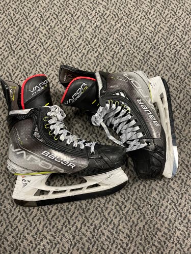 USED Bauer Hyperlite size 6.5 Fit 2 skates