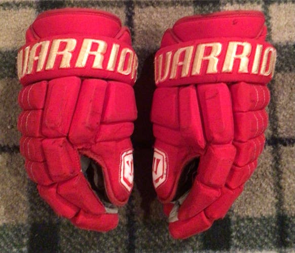 Warrior red franchise hockey gloves 12” 13”