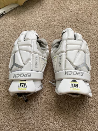New Epoch Integra Lacrosse Gloves