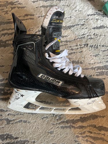 Used Bauer Regular Width  Size 8 Supreme 2S Pro Hockey Skates