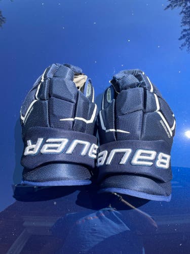 Bauer Pro Stock Supreme 3s Gloves