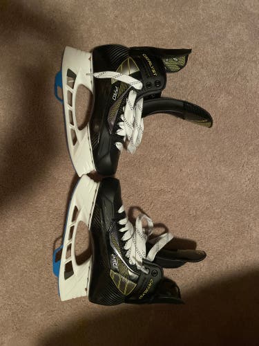 New True Regular Width Pro Stock Size 8 Pro Custom Hockey Skates