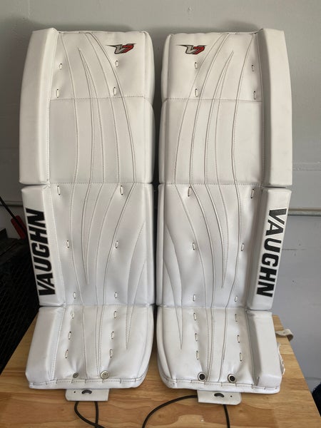 Used 34" Vaughn Velocity V7 Goalie Leg Pads