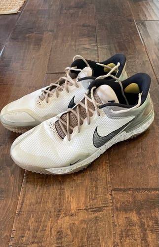 White Men's Size 14 (Women's 15) Nike Shoes